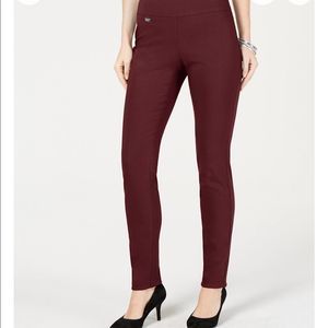 LIKE NEW Alfani Tummy-Control Pull-On Skinny Pants Red Bay (Maroon) 4S Short